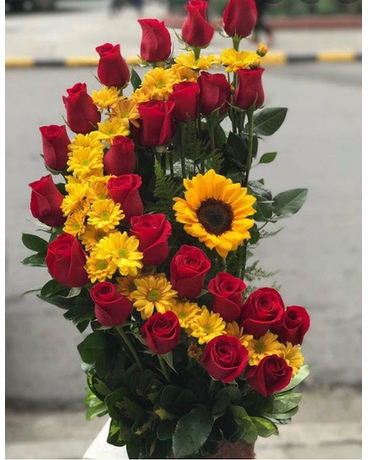 Spiral in Love Flower Arrangement