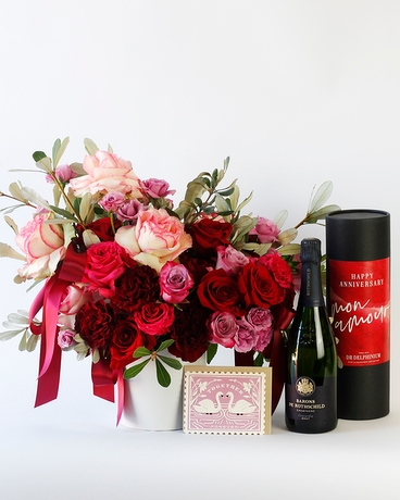 A Sip of Forever | Anniversary Flowers & Wine Set Flower Arrangement