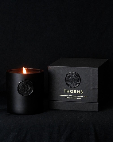 Thorns Candle | DRD Exclusive Flower Arrangement