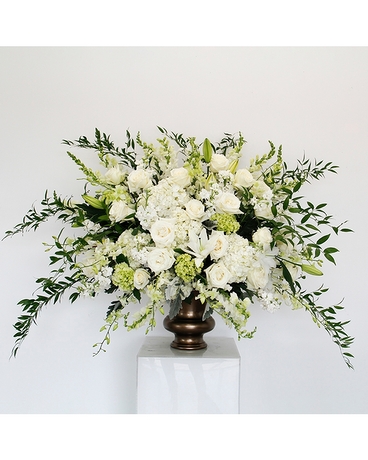 Premium size, 38 inches height and 40 inches wide.