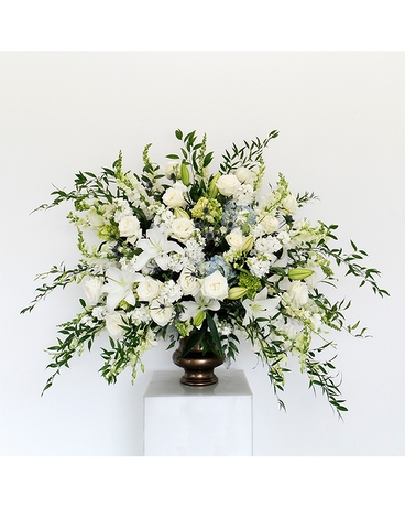 Premium size, 38 inches height and 40 inches wide.