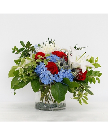 Stars & Stripes Vase Design & Sign-In Flower Arrangement