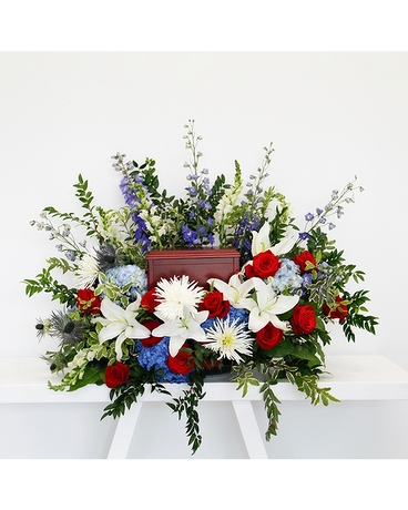 Deluxe size, 15 inches height and 28 inches wide.