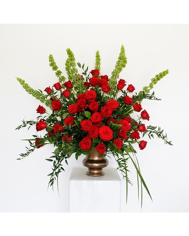 Splendor Altarpiece Flowers Flower Arrangement