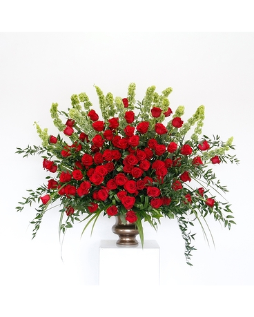 Luxurious size, 40 inches height and 48 inches wide.