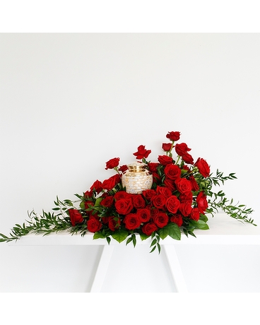 Deluxe size, 15 inches height and 28 inches wide.