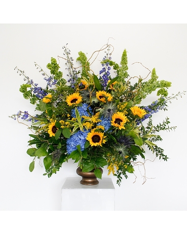 Deluxe size, 35 inches height and 36 inches wide.