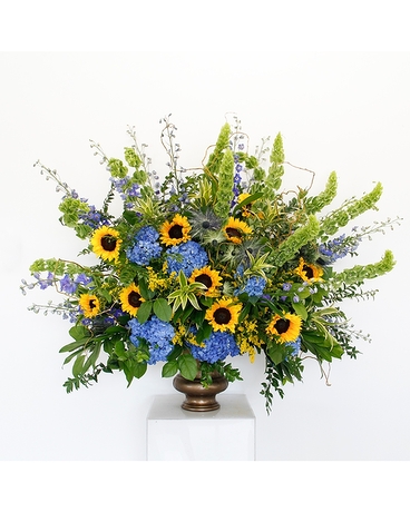 Premium size, 38 inches height and 40 inches wide.