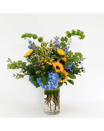 Strength Buffet & Tabletop Flowers Flower Arrangement