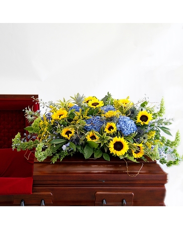 Half - Deluxe size, 14 inches height and 45 inches wide.