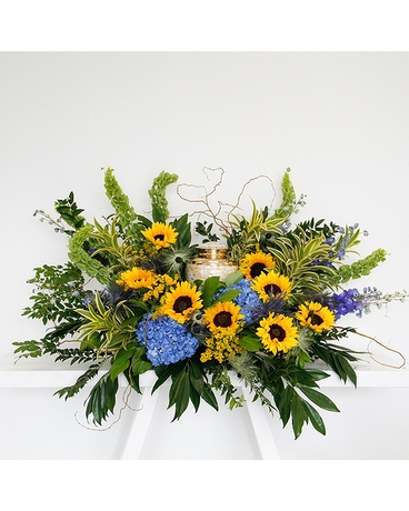 Deluxe size, 15 inches height and 28 inches wide.