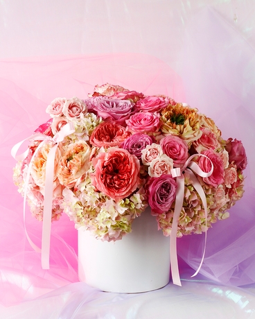Blush & Rose French Pave Flower Arrangement